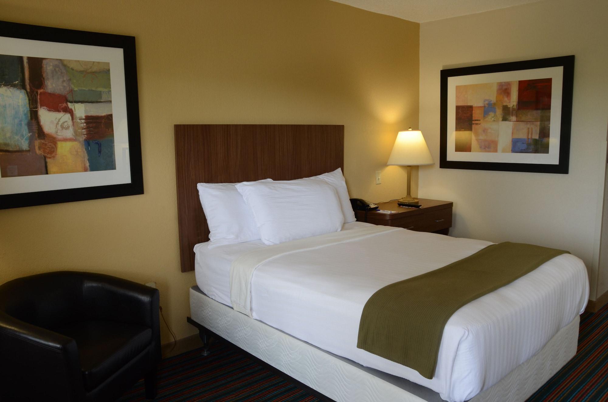 Baymont By Wyndham Nashville Airport Екстериор снимка