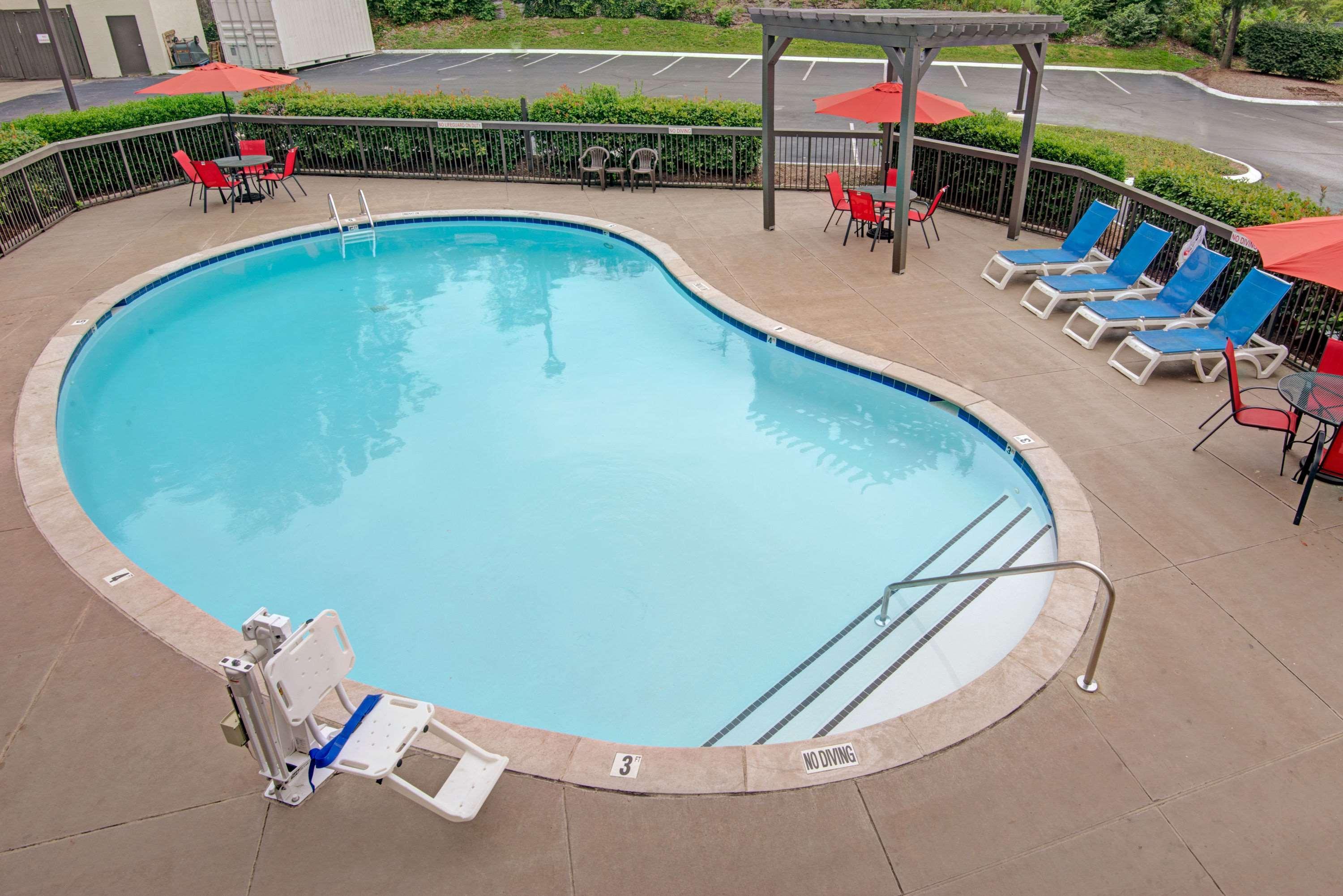 Baymont By Wyndham Nashville Airport Екстериор снимка