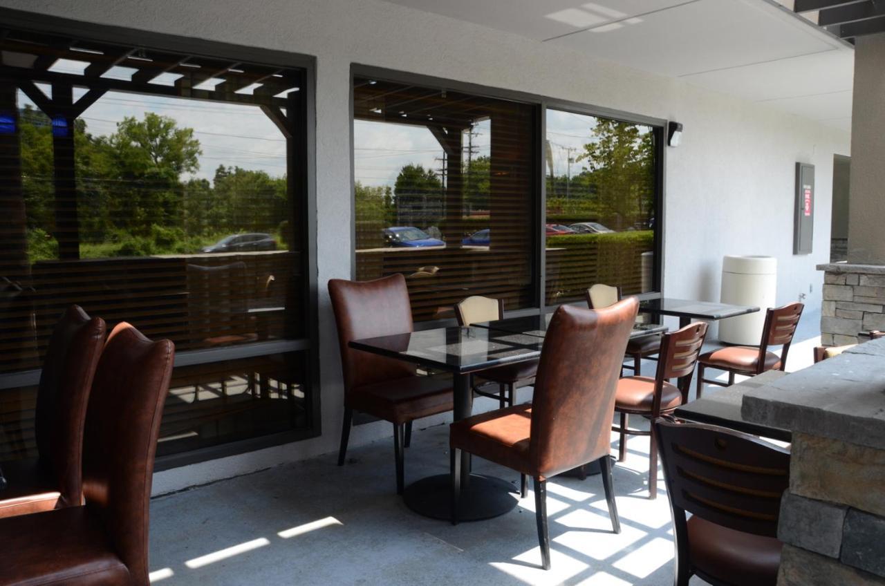 Baymont By Wyndham Nashville Airport Екстериор снимка